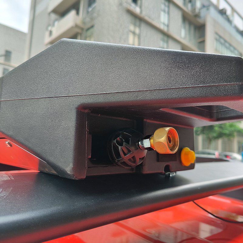 Outdoor Camping Pressurized Water Tank Car Roof Expansion Water Gun Shower High Pressure Car Wash Trailer Parts Accessories