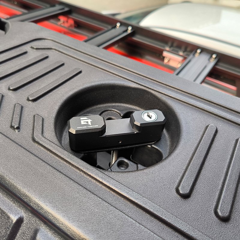 Outdoor Camping Pressurized Water Tank Car Roof Expansion Water Gun Shower High Pressure Car Wash Trailer Parts Accessories