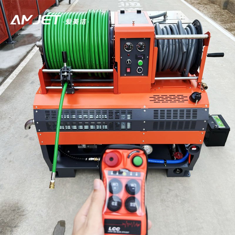 Drainage cleaning sewage pipe sewer spray machine 2900-4350psi/65-40Lpm spray water flow remote wireless remote control control