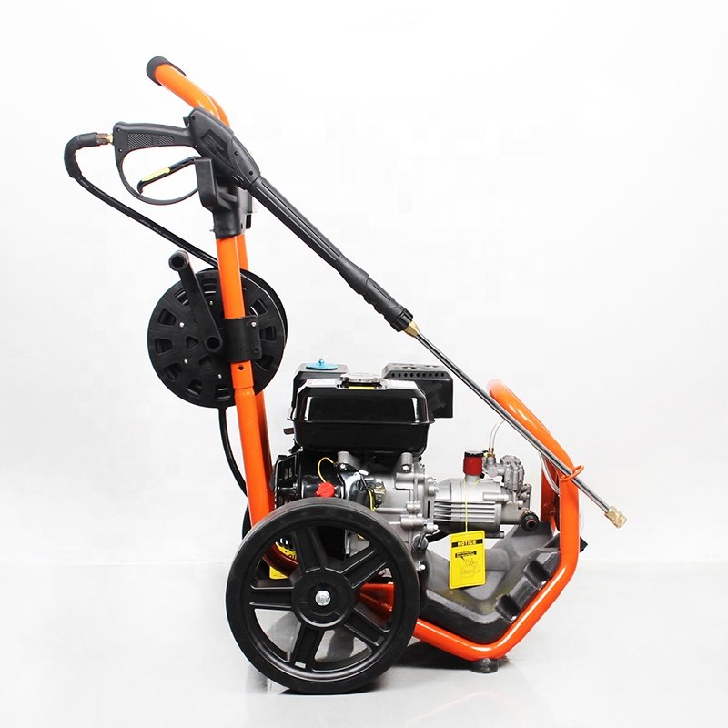 BISON (CHINA) 170Bar 2600PSI 6.5HP New Design Gasoline High Pressure Washer For Car Cleaning