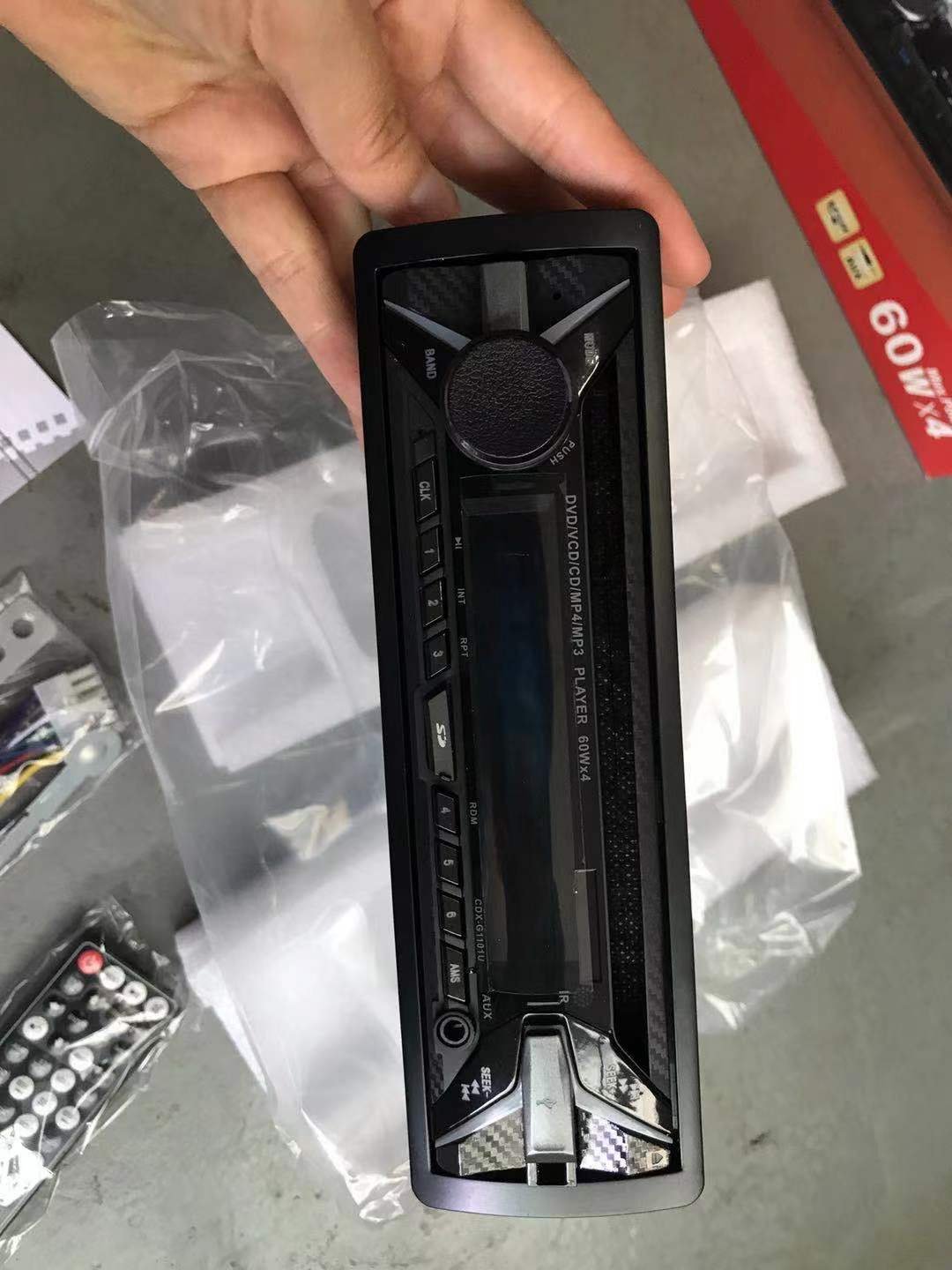 Single Din Car stereo Car DVD CD Player Compatible with DVD MP3 MP4