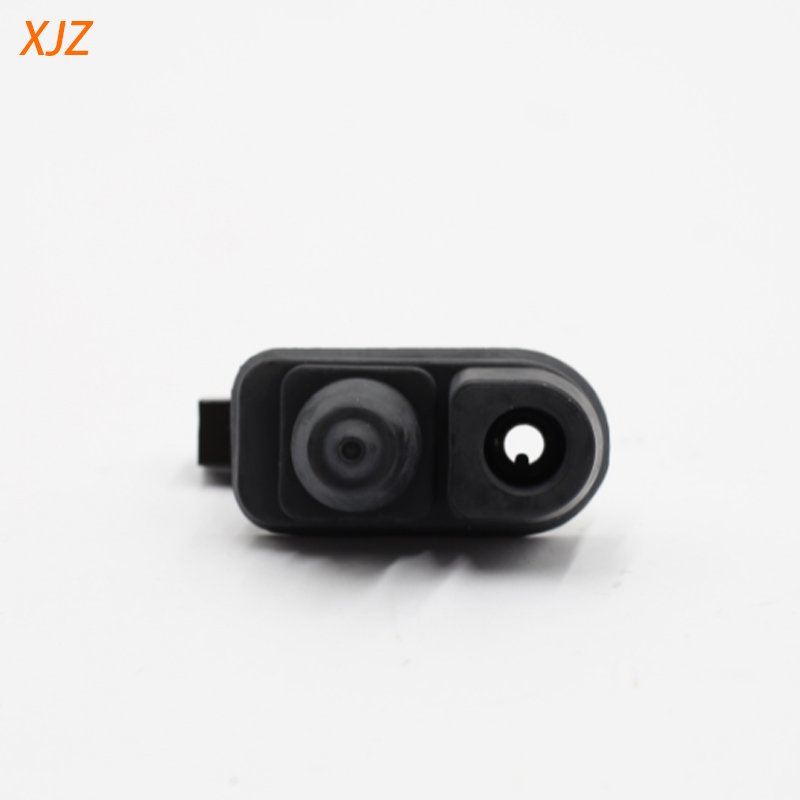 XJZ Automobile Switch C8973132080 for ISUZU JIM RuiMai D-MAX Switch Door Lamp