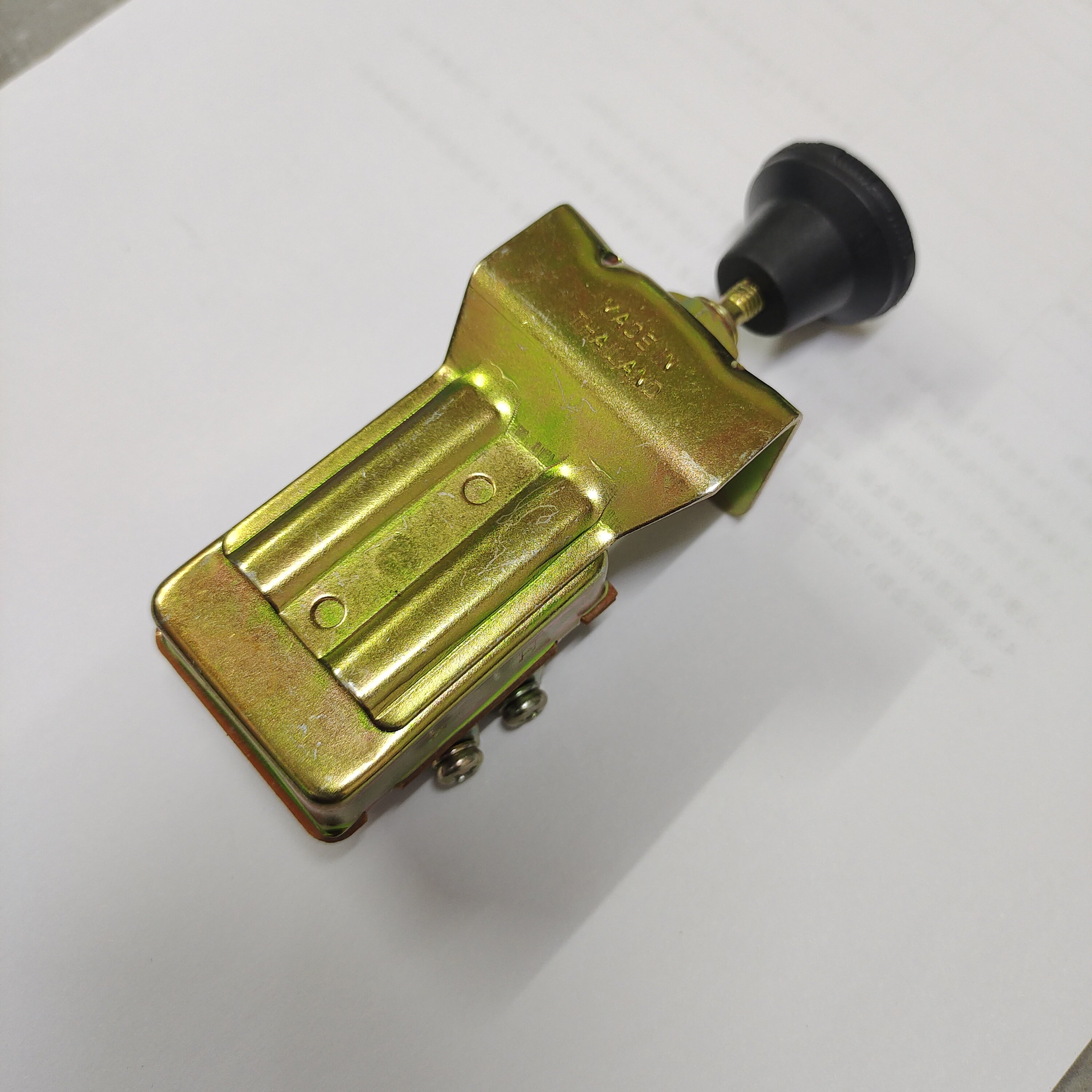 New Plastic Off/On Push/Pull Switch for Agricultural Vehicle Tractors and Trucks
