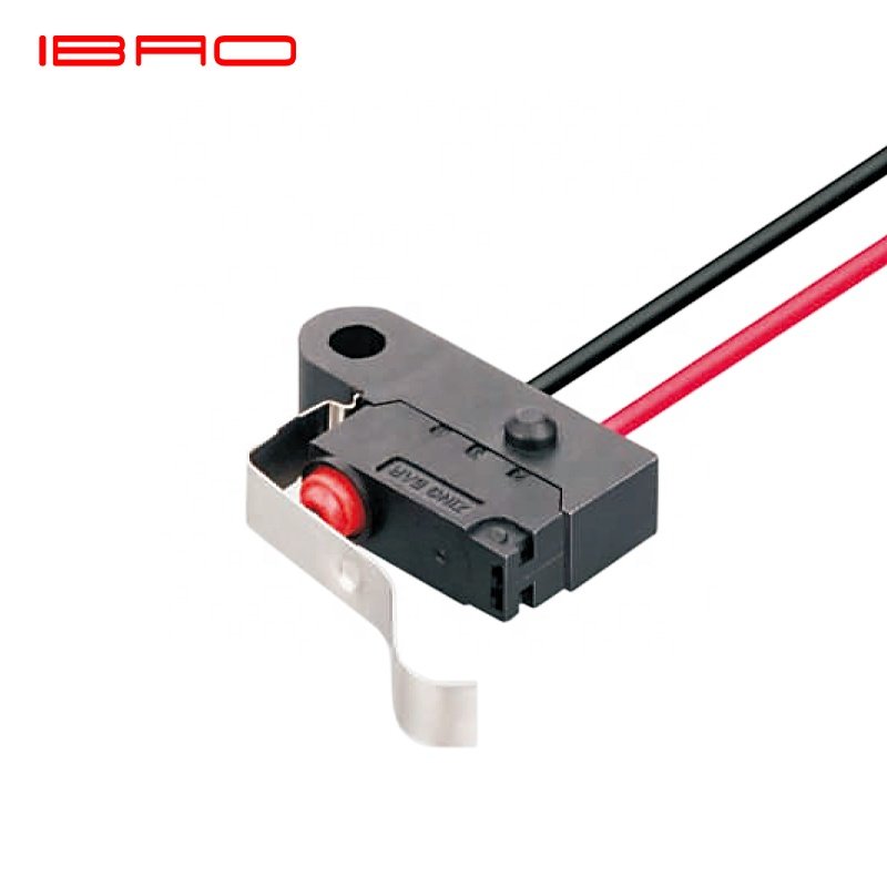 Automotive 10A/250V SPDT IP67 Micro Switch 1M Cycles Plastic/Brass -40°C~85°C IBAO MAE Series