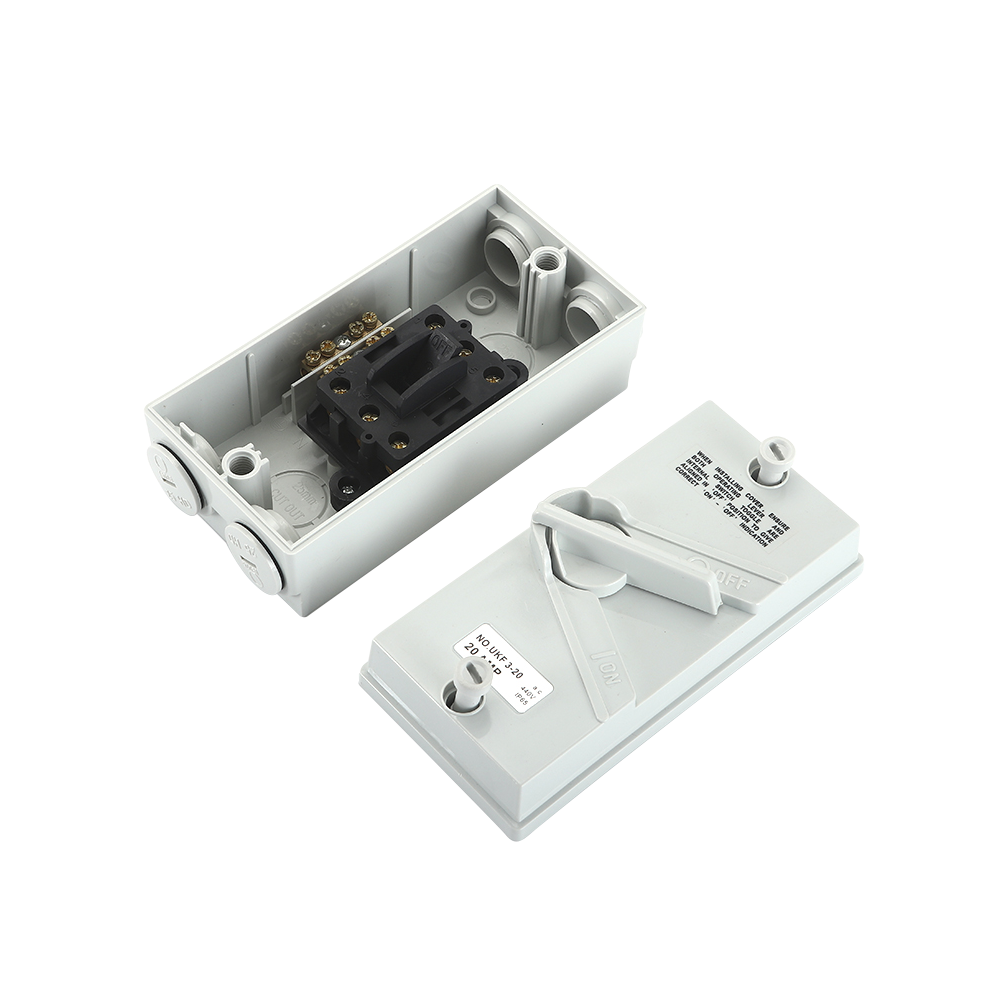 AC IP65 Weatherproof Protected Isolator Switch Waterproof UKF 3P 20A 35A 63A 440V Made Of Metal And Plastic CE ROHS Certified