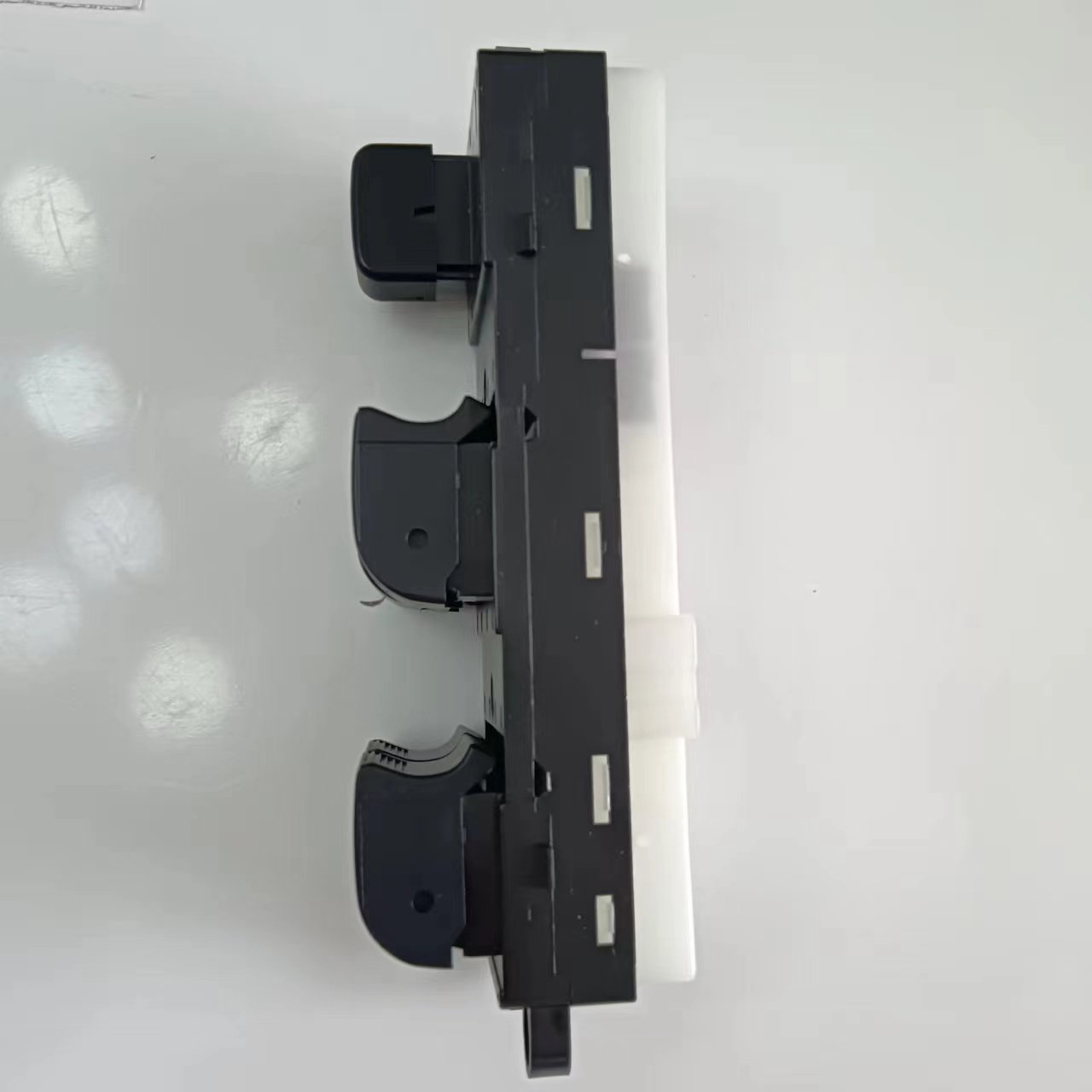 Front Left Power Window Switch 25401-EB30B 25401-BB60B 25401-4X00D 25401-4X01D 25401-BB65B Fit for Nissan Navara Qashqai