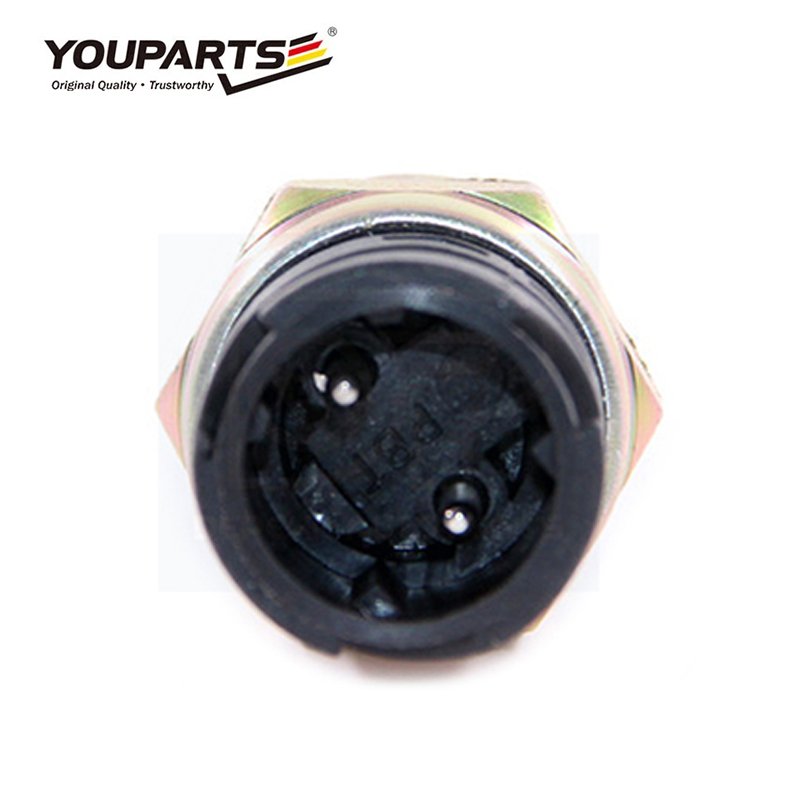 RTS European Truck Body Parts Switch 0015457309 Fit for Mercedes Benz Truck Parts