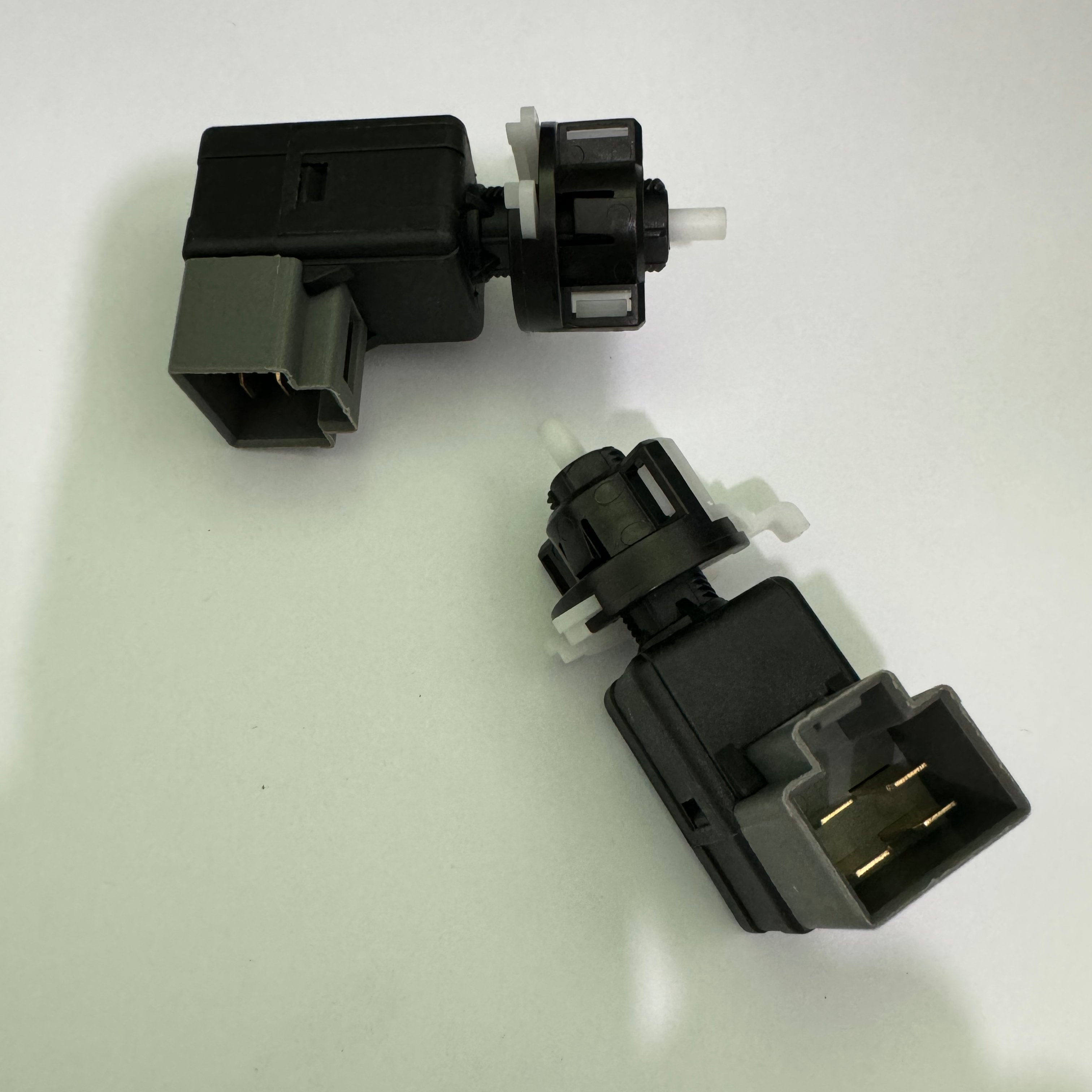 Brake Lighrt Switch 93810-3S000 for HYUNDAI Stop Light Switch for KIA 93810 3S000