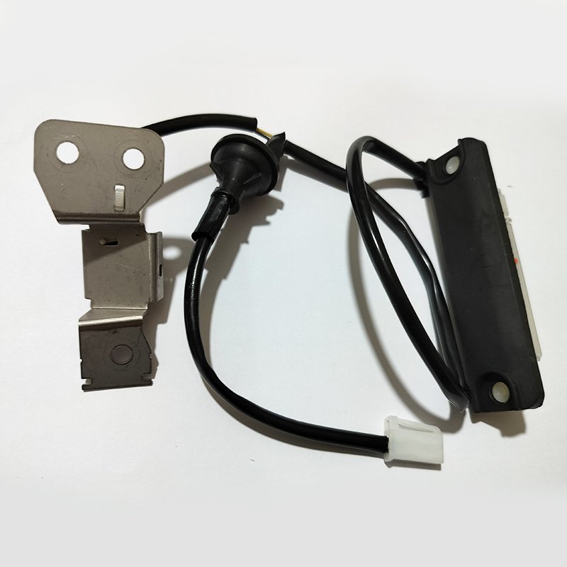 Car Accessories Trunk Liftgate Release Switch for Toyota 84905-47010