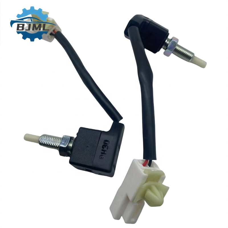 High Quality Auto Electrical 938402E000 Clutch Pedal Switch 93840-2E000 for Hyundai Kia Optima Sorento Forte
