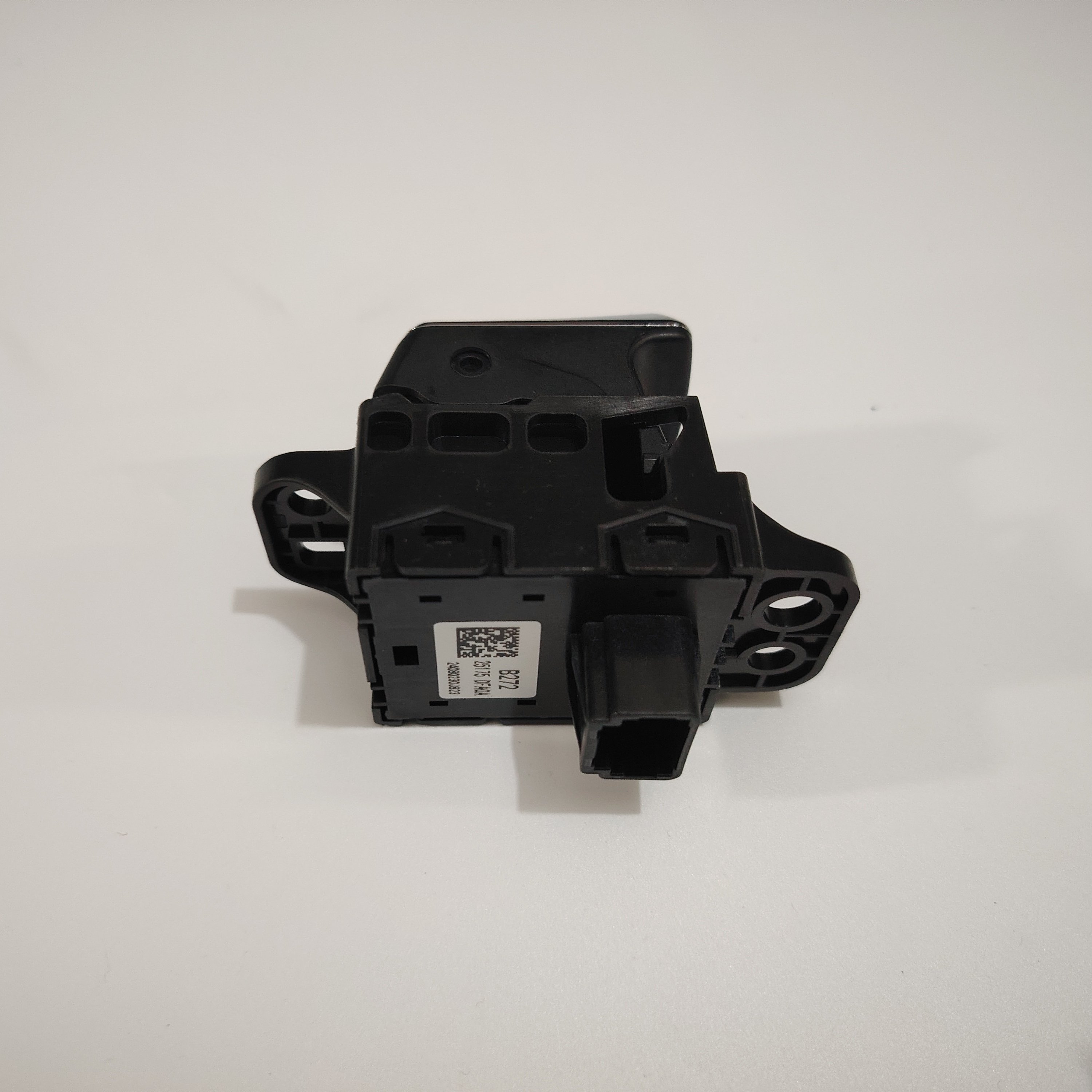 Electronic Parking Brake Handbrake Switch 25175-DFA0A for Nissan Qashqai 25175DFA0A