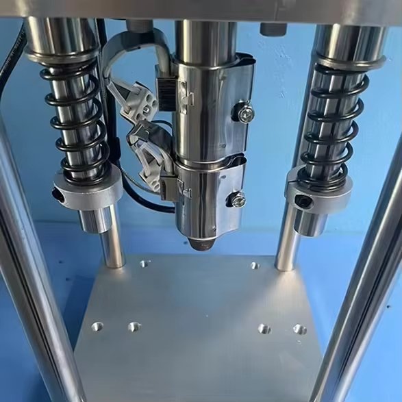 Vertical Auto Molding Benchtop Injection Machine ABS PET PVC Data USB Plastic Cable Mini Pneumatic Injection Moulding Machine