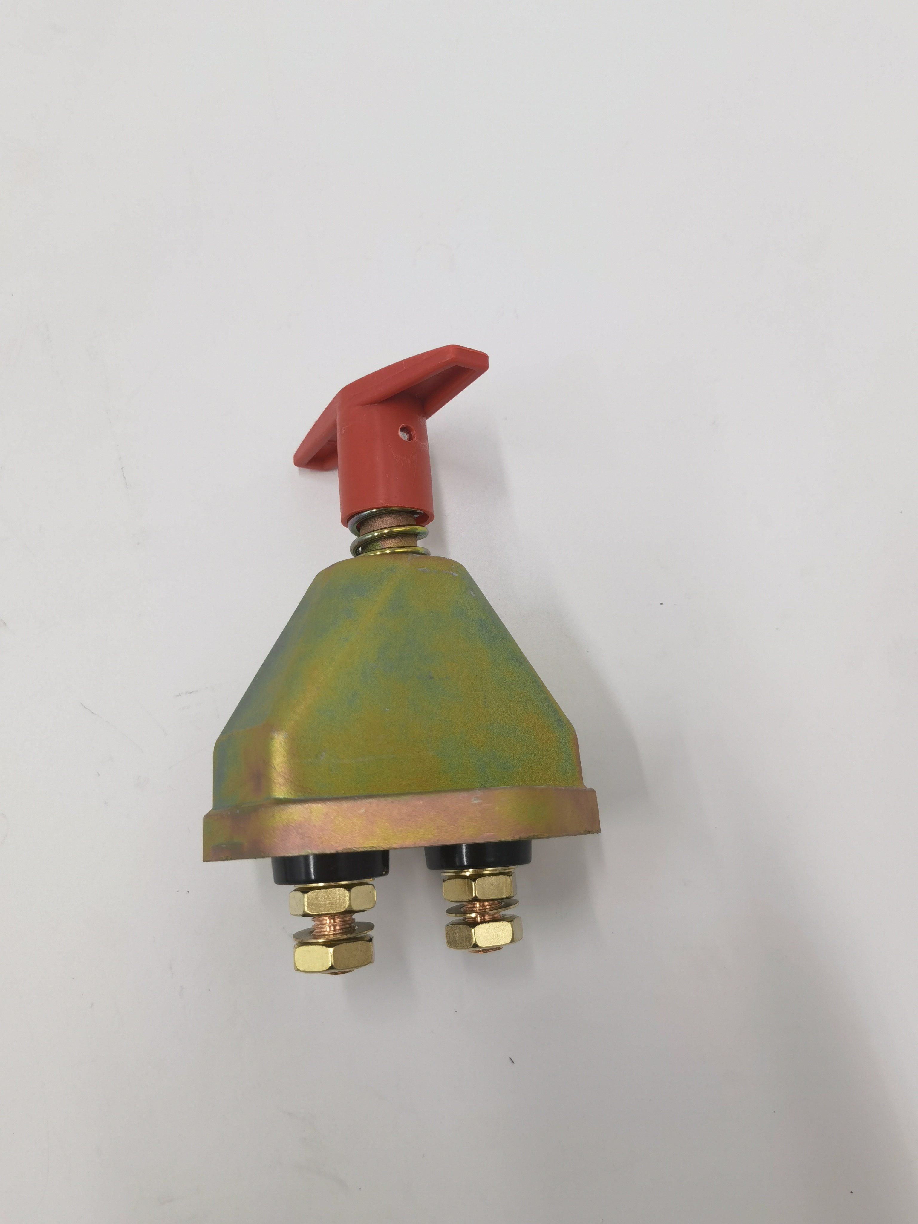 China Manufacturer WG9100760100 Sinotruck HOWO Truck Spare Parts Main Battery Switch