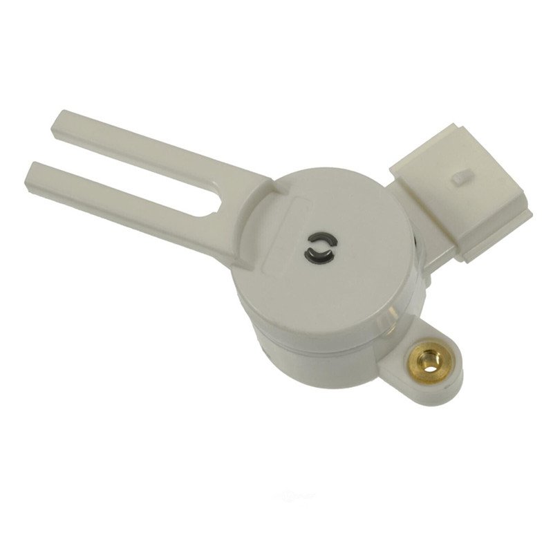 Brake Light Switch for UH71-66-490 84640-37050