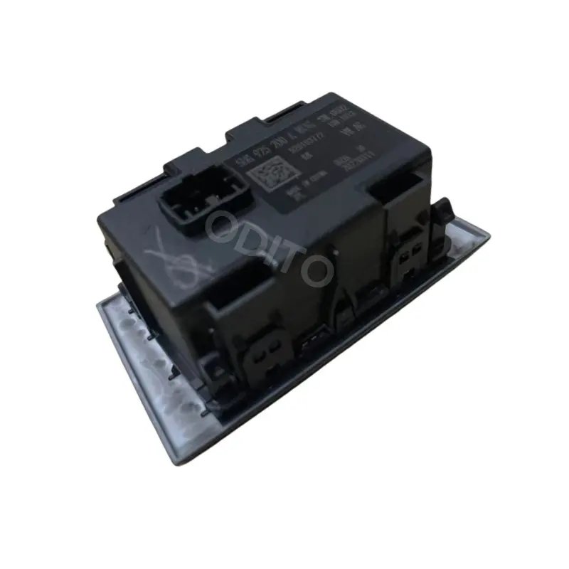 Car emergency light switch 5HG925200A is suitable for Volkswagen Golf car electrical system hazard warning light switch