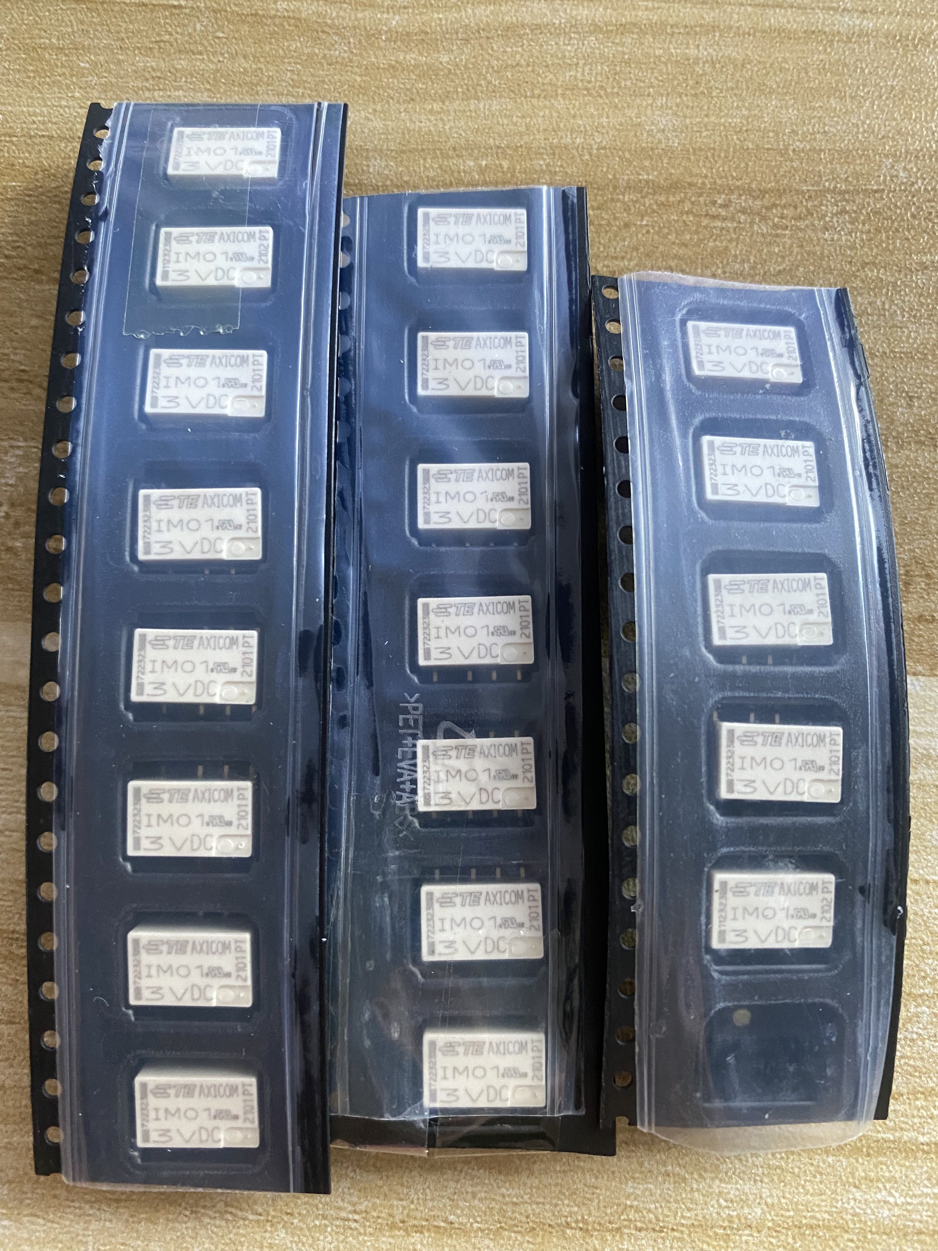 IM01GR IM01 new original Signal Relay 3VDC 2A DPDT(10x7.48x5.65)mm SMD Medical High Frequency RF Relays SOP8