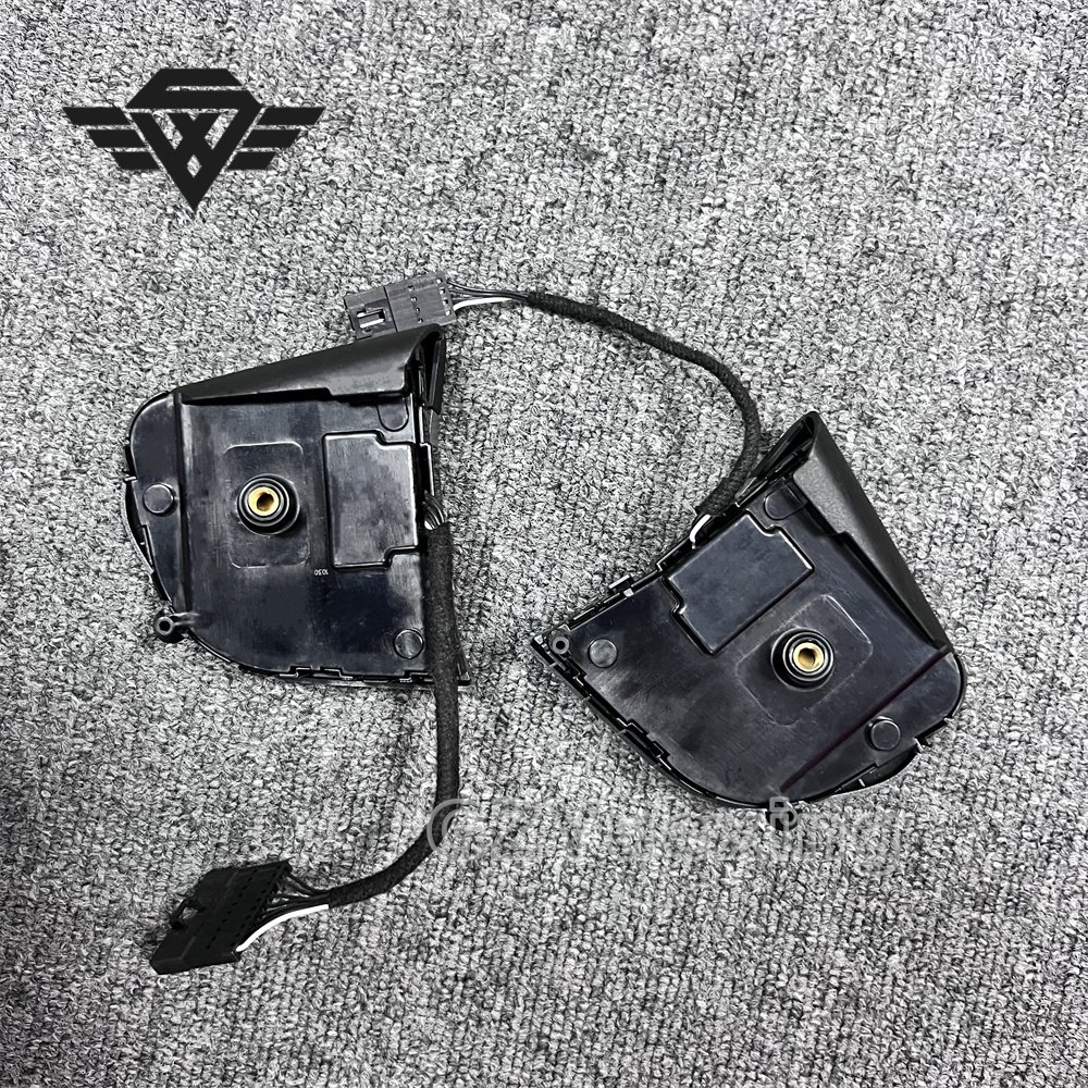 Suitable for Dodge Charger Steering Wheel Multi-function Button Cruise Button Cruise Switch Silver Black