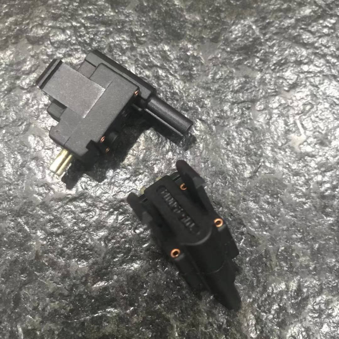 Reverse Light Switch for Mercedes R107/R129/W124/W126/W140/W201/G OEM # 2015450014