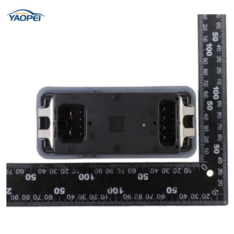 Automotive Parts Window Lifter Control Switch 6111900C2 6111900C for Navistar Trucks