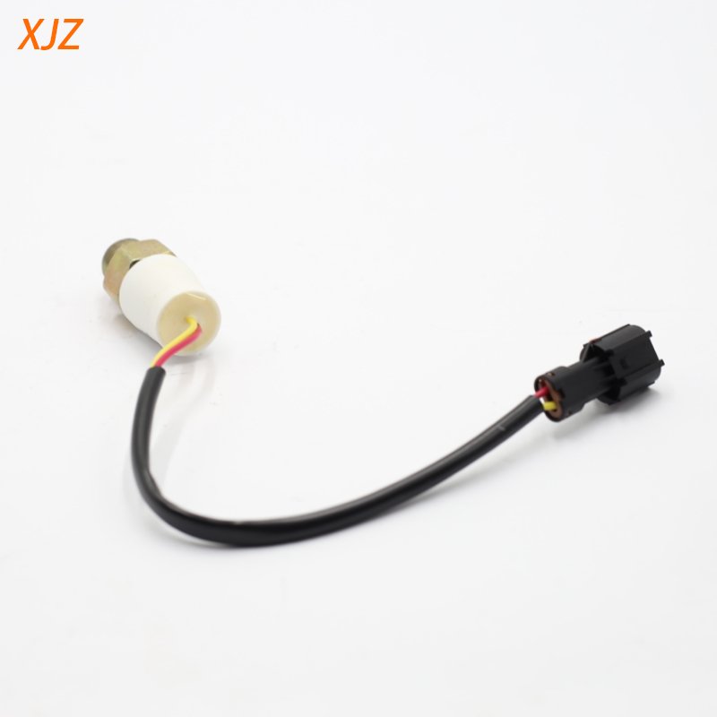 XJZ Automobile Switch 1702070-117 for ISUZU 700P 4HK1 4JB1 Switch Neutral