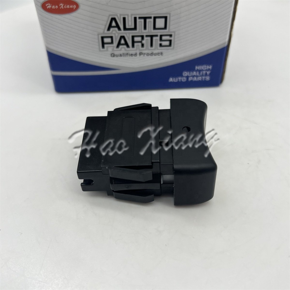 Haoxiang 7700705925 High Quality Window Master Switch Button for Renault R9 R12 R19