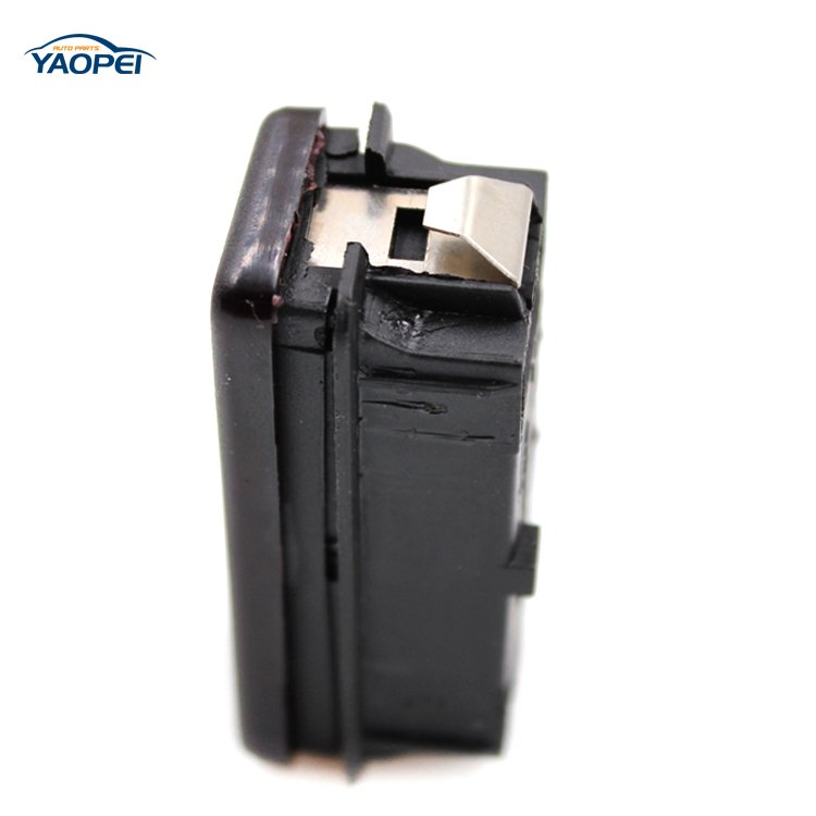 61311374220 61311390722 Emergency Light Hazard Switch for BMW 3 5 7 8 Series M3 M5 Z3 E36 E34 E31