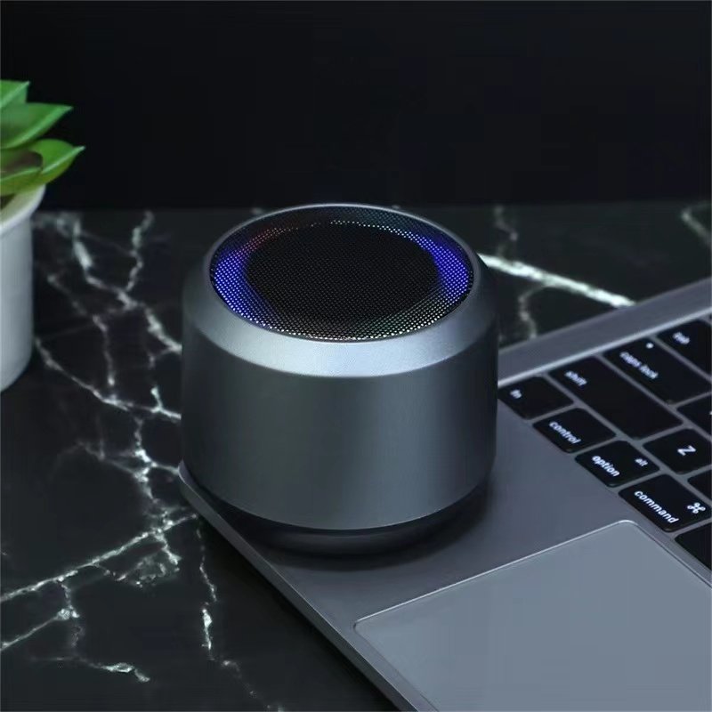 2023 Customizable Wireless Bluetooth round Audio Speaker with USB Charger Promotional