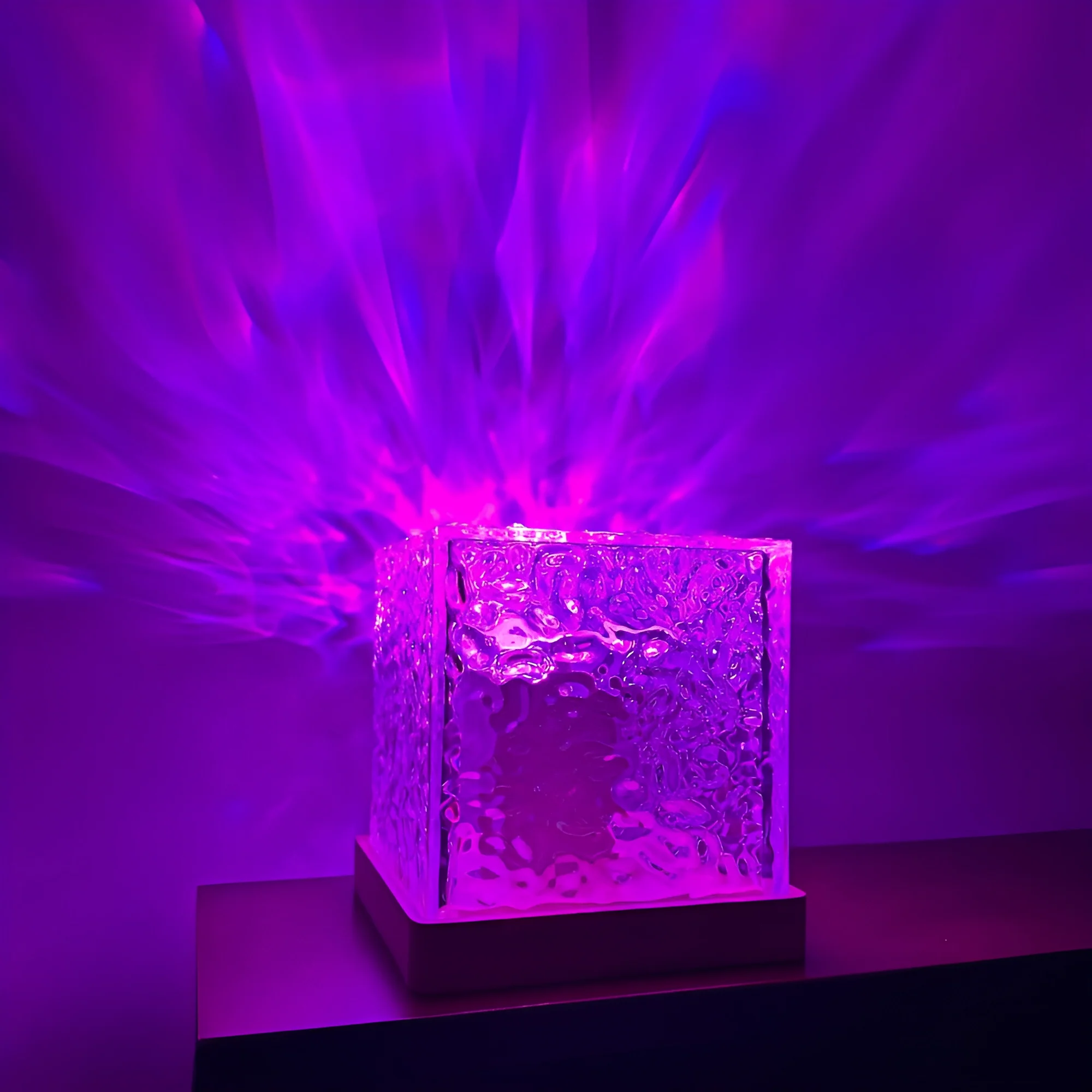 USB Ocean Wave Dynamic Water Ripple Pattern Multicolor Bedroom Decoration Northern Night Lights Projector Aurora Borealis Lamp
