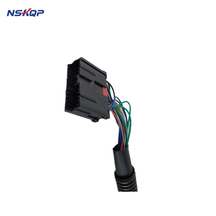 25560-00Z15 2556000Z15 Combination Switch Suitable for NISSAN UD290