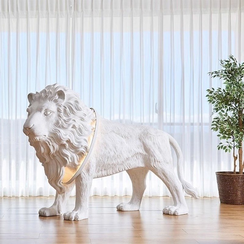White Color Luxury Art Design Hall Decorative Landscape Sculpture lion Lamps Animal Giraffe Life Size Big Floor Lamp