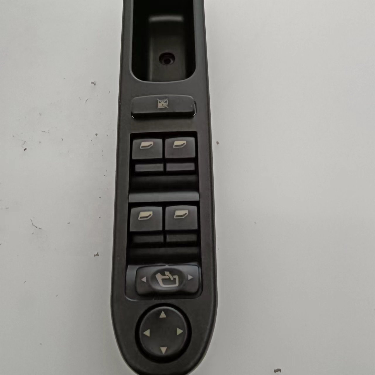 Power Window Switch for Peugeot 307 CC and SW Models for 2003-2008 and 2002-2014 Part Number 6554.KT
