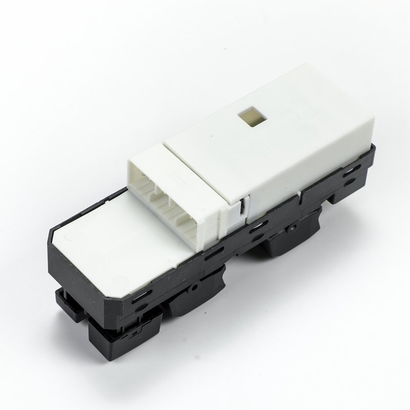 Power Window Switch for Suzuki Swift 37990-77J00-00 Best Sell Product with Cheap Price