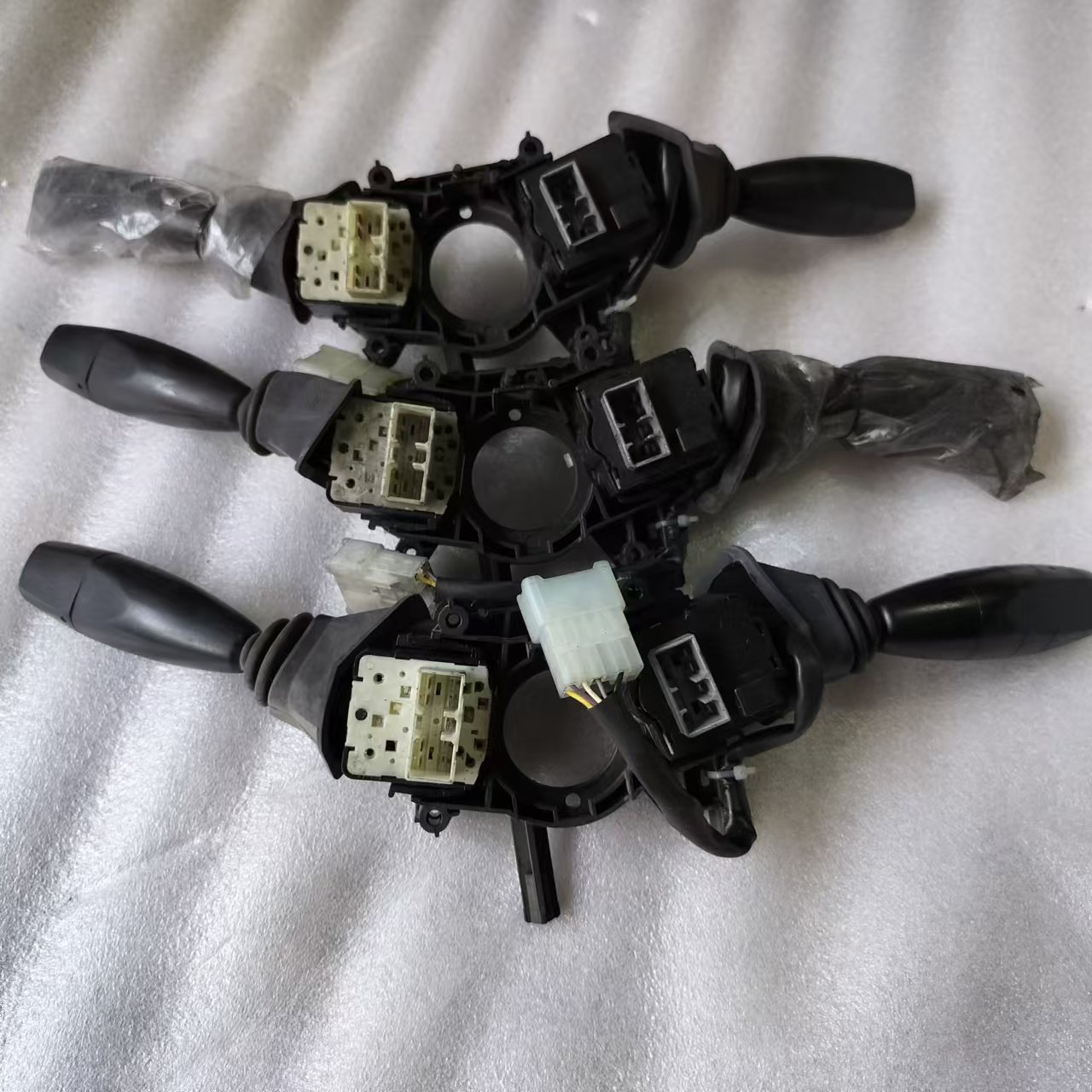 The Automotive Combination Switch Is Suitable for Dongfeng Fengguang Glory 330 360 370 580 560 330S Series