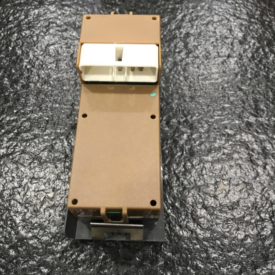 12V Power Window Lifter Switch for Mitsubishi Lancer Front Left 2000-2005 OE# CW653199