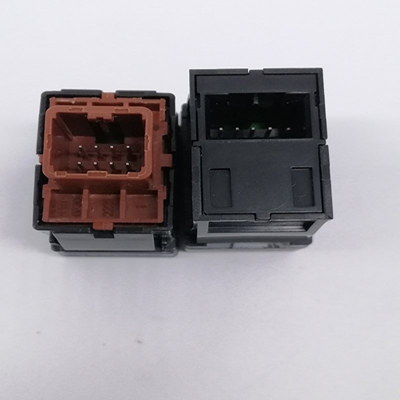 Directly Factory Auto Fold Mirror Video Button Hond a Innova Switch