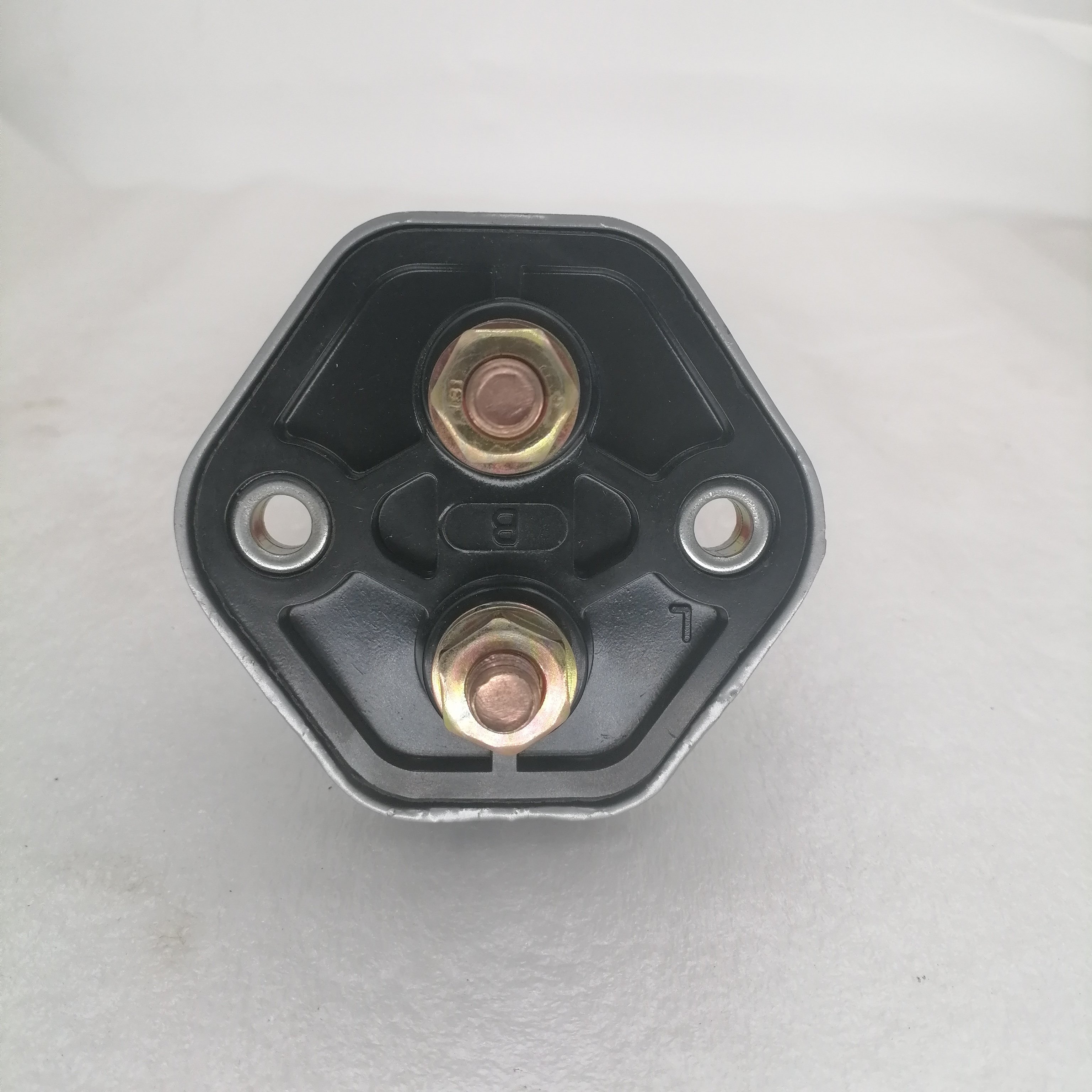 Heavy-Duty Master Battery Disconnect Switch with Rotary Handle for Car, Vehicle, RV and Marine