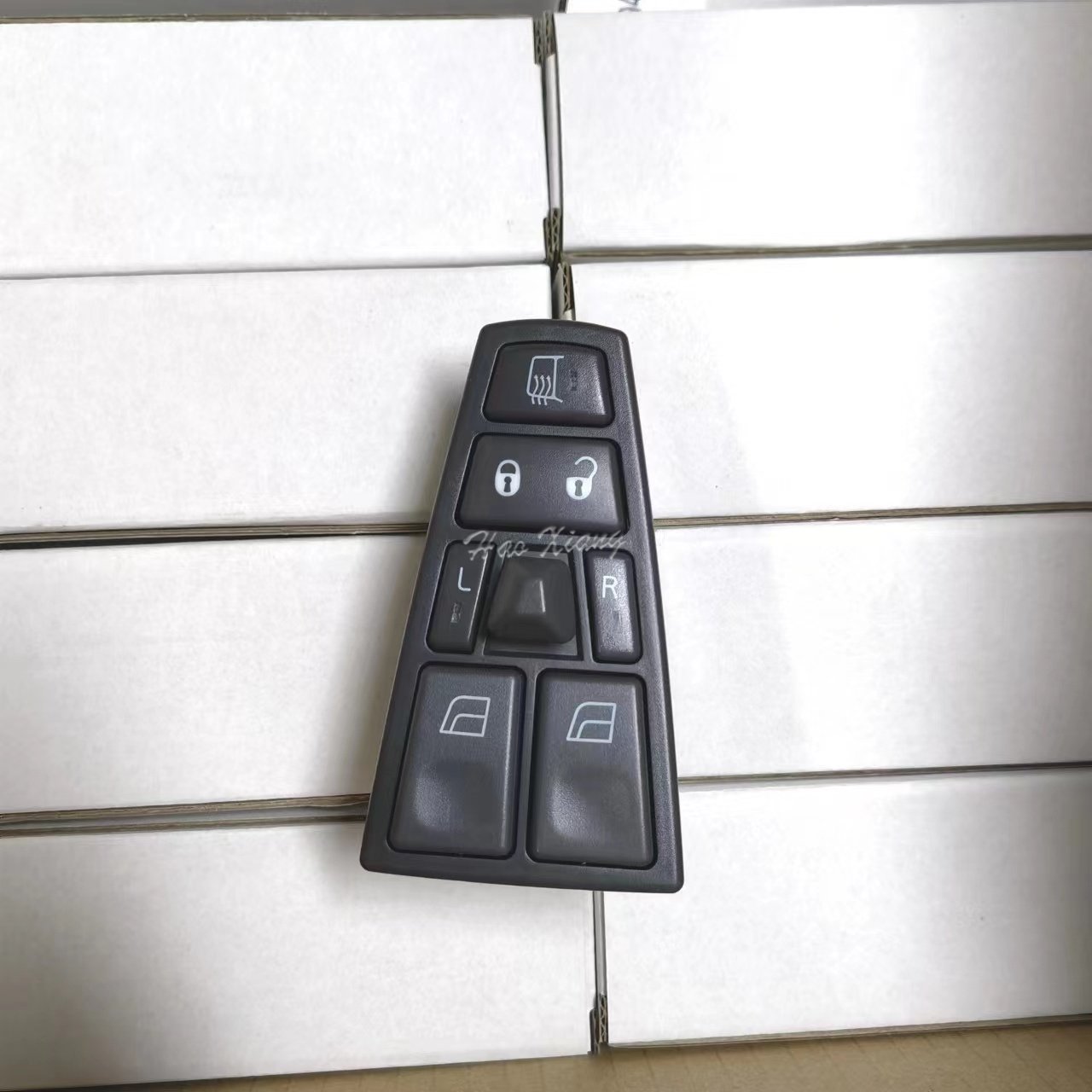 Haoxiang 20752918 Electric Power Window Master Switch for Volvo Truck FH12 FM12 FM9 FH FM VNL