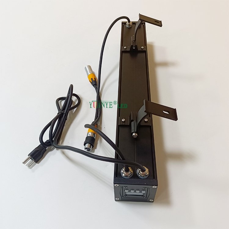 IP65 Linear Wall Washer Bar Light Tester Outdoor Waterproof Rgbcw Stage Lighting Dmx 4in1 5In1 With Dmx RF Control