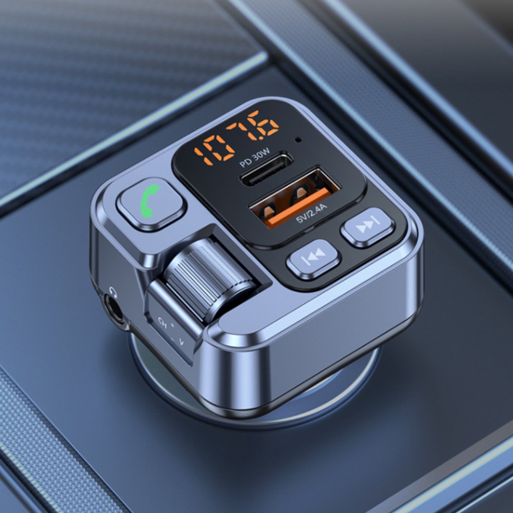 PD30W Car Charger Handsfree Car Kit Car FM Transmitter Mp3 Player Wireless FM Modulator Transmitter