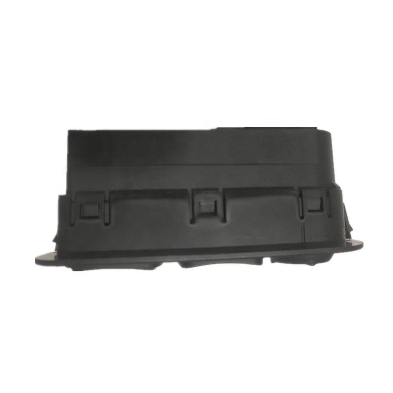 Driver Side Window Control Switch for XF105 CF75 XF95 05-13 1811131 1736600 1669884 1693124 1698944 1788599