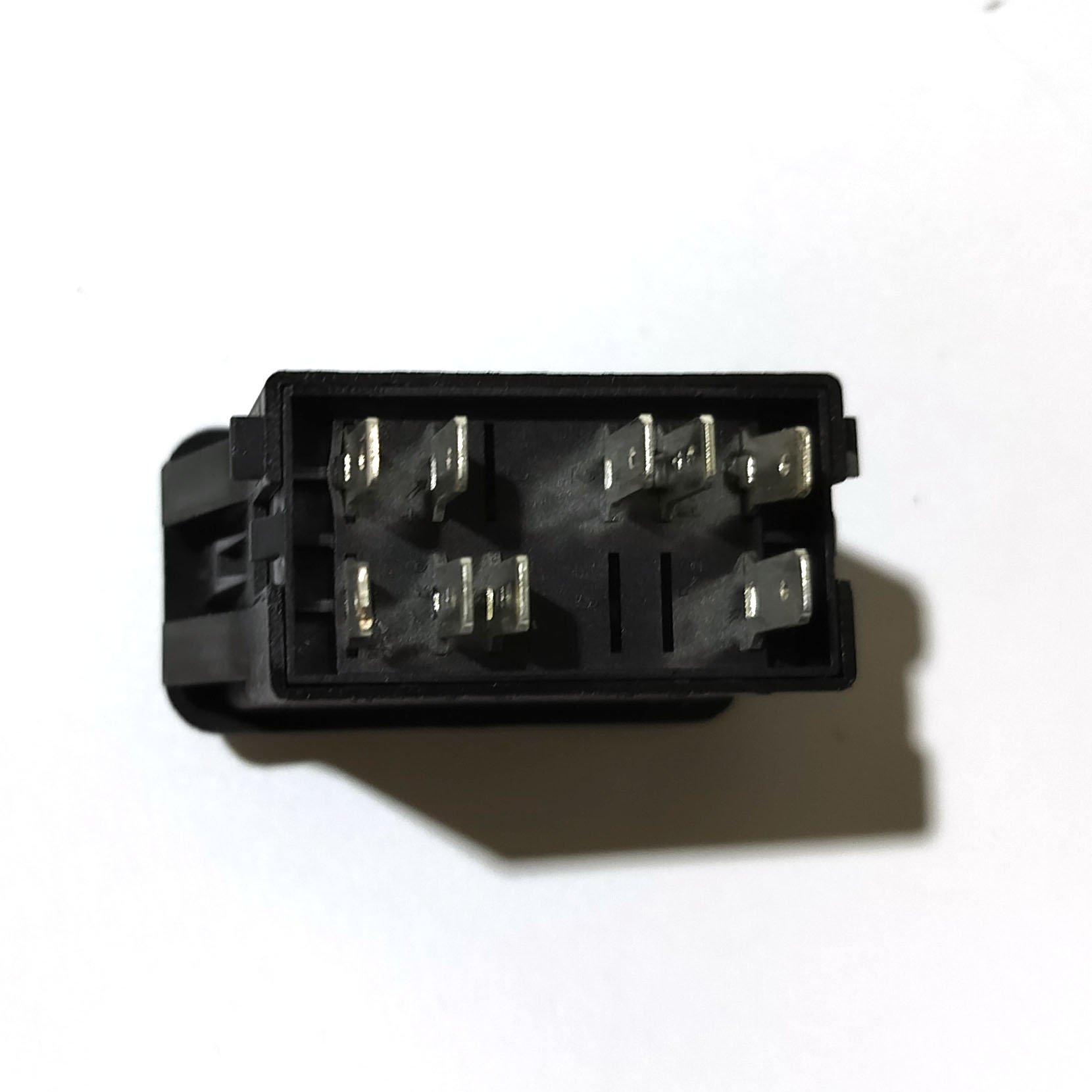 New Car Car Window Mirror Heating Switch for A0637217002 0637217002