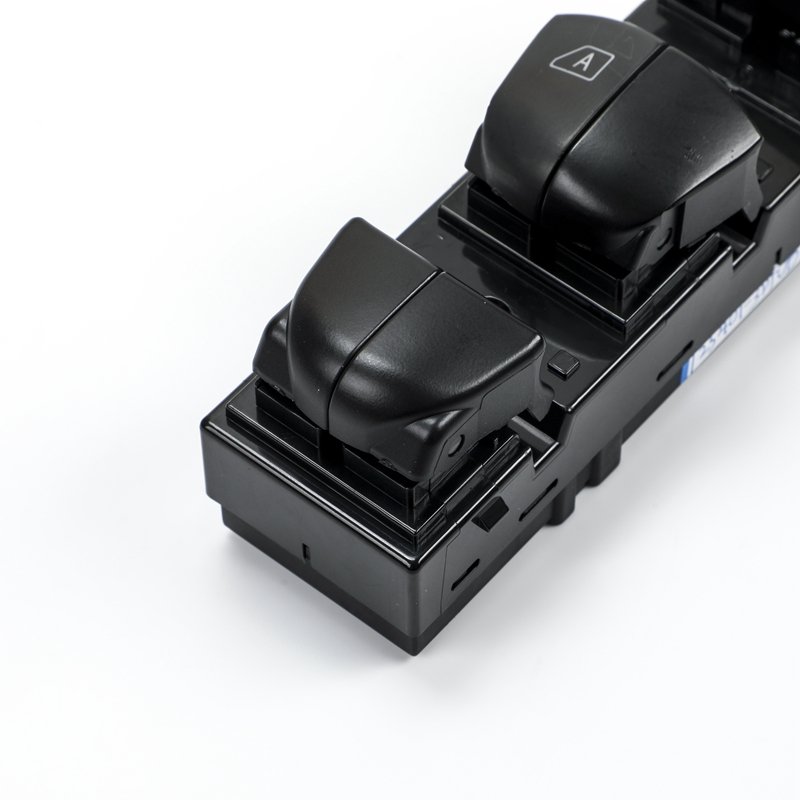 Factory Supply Power Window Switch for Nissan 25401-3DFOB