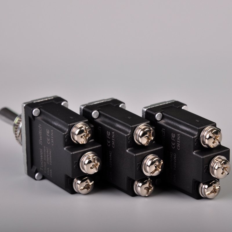 Toowei 12mm T501CL Screw Internal thread Terminal Single Pole ON-OFF-ON Toggle Switch Auto locking Toggle Switches