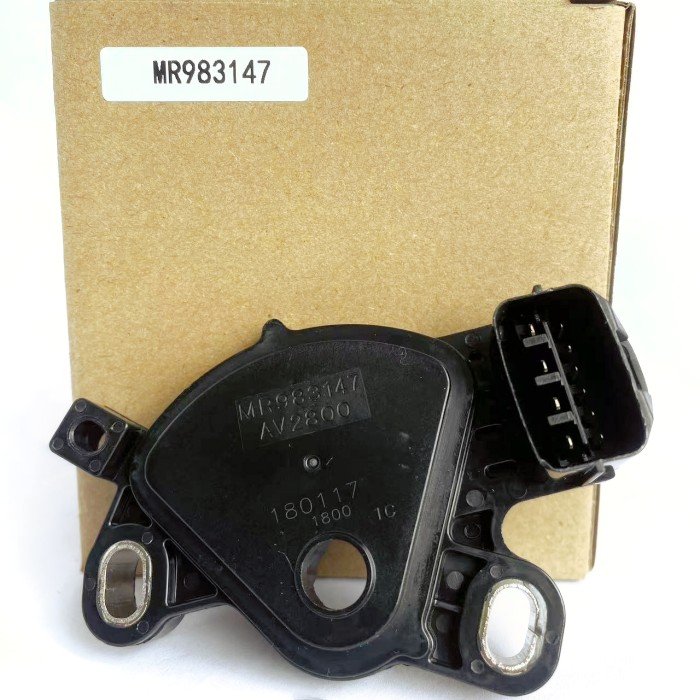 Good Quality Auto Parts Neutral Safety Switch OE MR983147 for Mitsubishi Eclipse I Lancer Galant