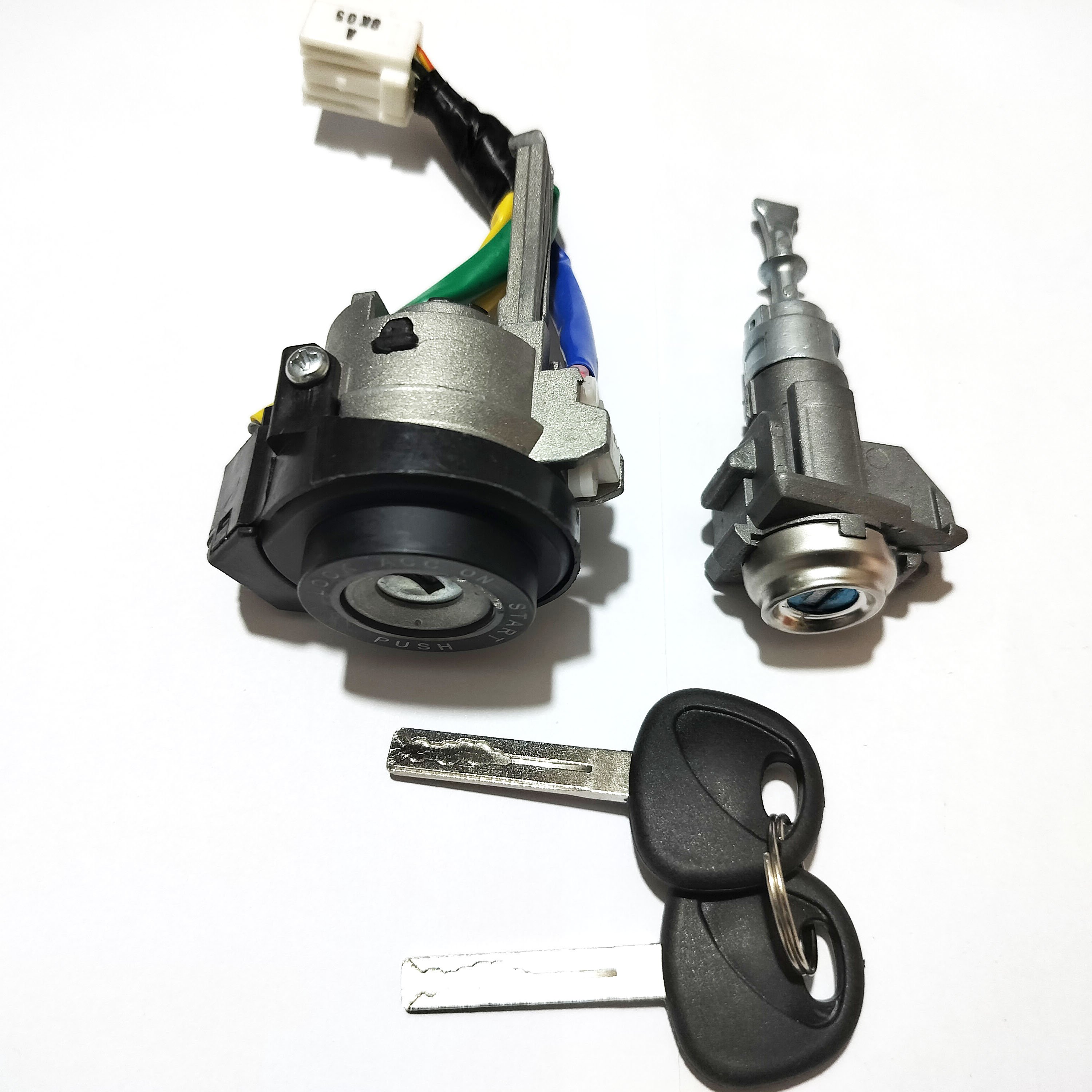 Hot Sales Ignition Start Switch for 81905-2T040 819052T040