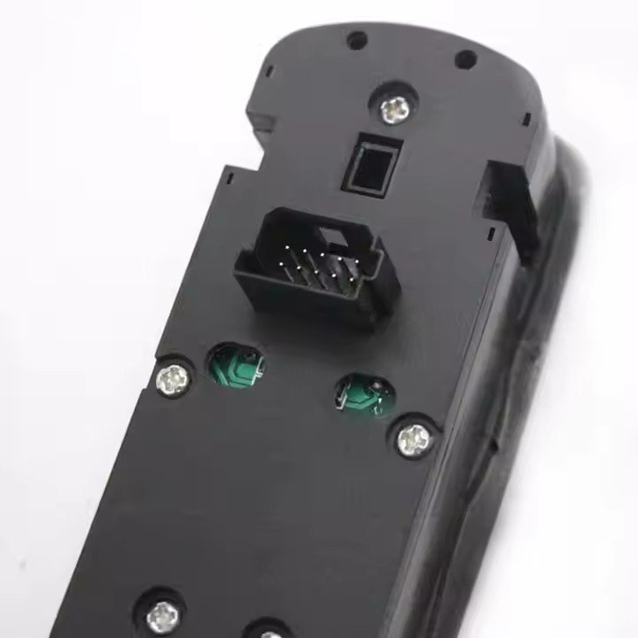 High Quality Electric Power Window Control Combination Switch OEM 9438200097/9438200097 for MB Axor Actros Truck