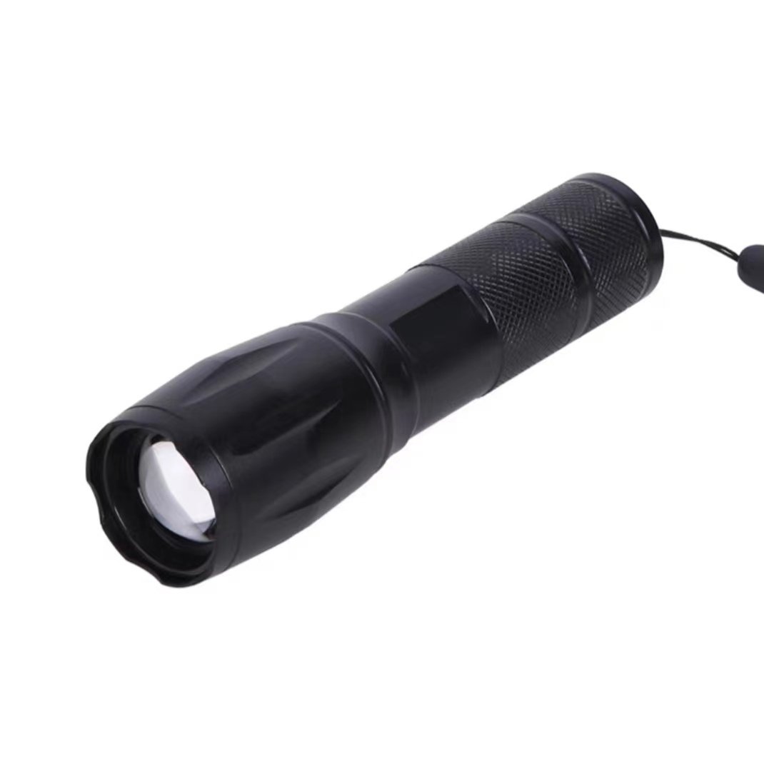 High Power Hand LED Aluminum Alloy Torch Flash Light Outdoor 100aterproof LED Emergency Camping Hiking Flashlights0 Lumens H8 W
