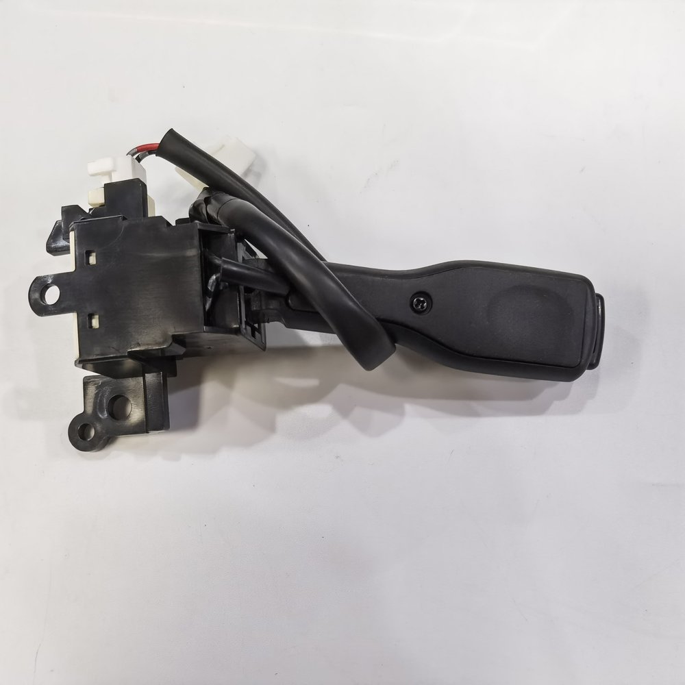 FOR TOYOTA LAND CRUISER LC70 LC76 LC79 HILUX Cruise Control Hilux Revo Camry Highlander Control Switch 8463234017 8463234011