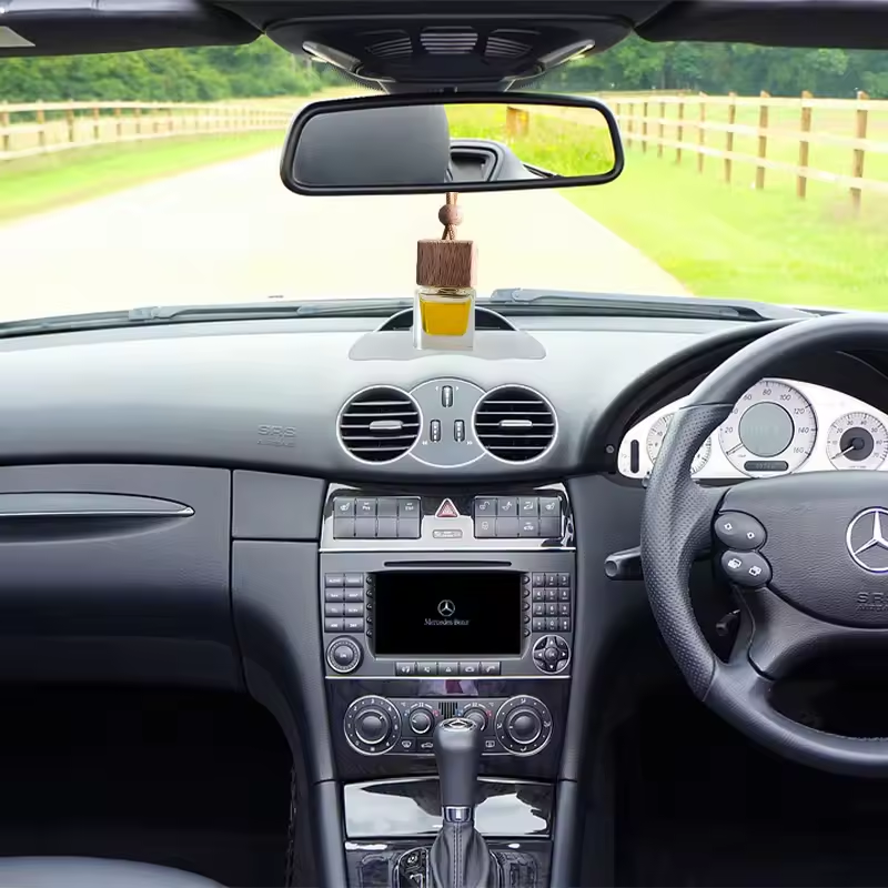 8ml luxury car hanging perfume bottle hanging car air freshener with wooden cap