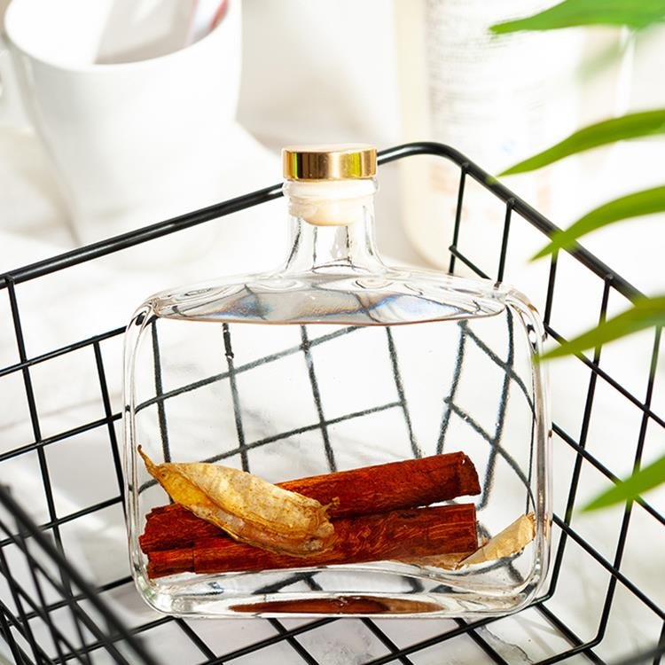 NEW portable creative liquid fragrance car diffuser perfume air freshener